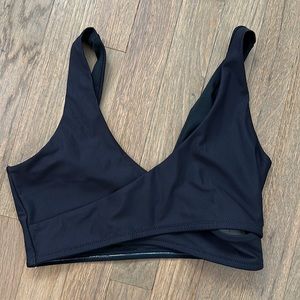 Fabletics Low Impact Crossover Sports Bra